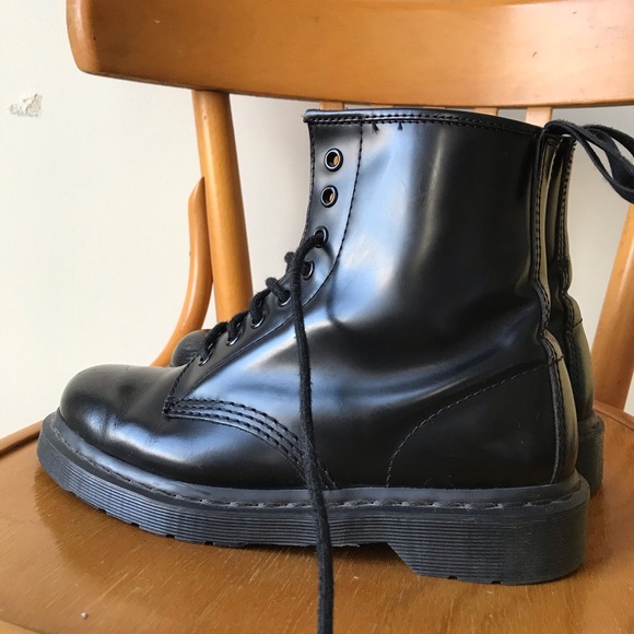 Dr. Martens Shoes - Dr. Martens 1460 Mono Smooth Boots